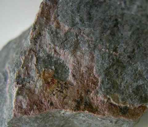 Clinothulite